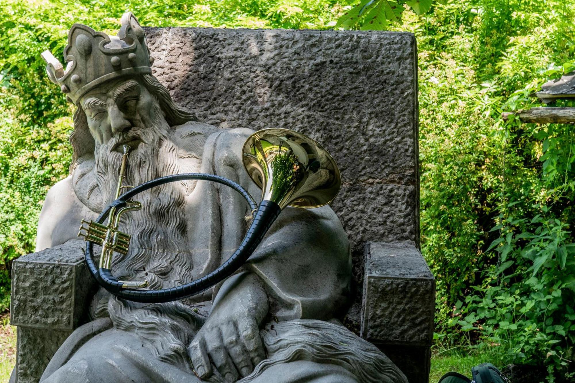 Esterer Grödig Buitenkant foto